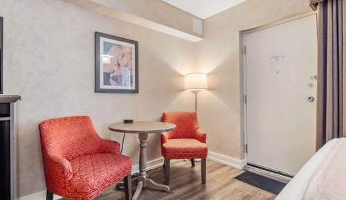 Habitación estándar, 2 camas de matrimonio, frigorífico, en la zona del patio