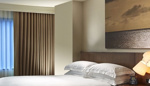Habitación, 1 cama de matrimonio grande, no fumadores (Mobility & Hearing, Roll-in Shower)