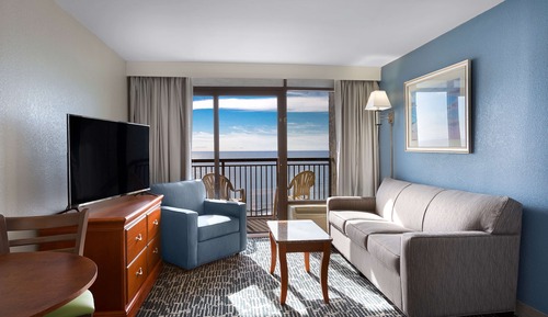 Habitación estándar, 2 camas de matrimonio, balcón, vistas parciales al mar