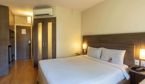 Habitación superior, 1 cama doble con sofá cama (1 Double Bed and 1 Sofa Bed)
