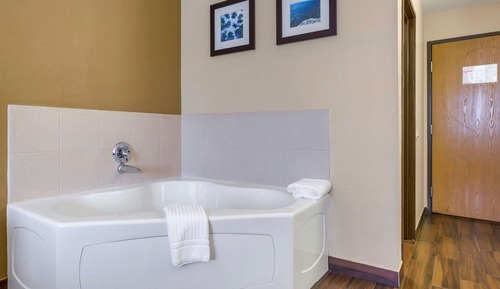 Habitación Deluxe, 1 cama de matrimonio grande, no fumadores, bañera de hidromasaje (Larger)