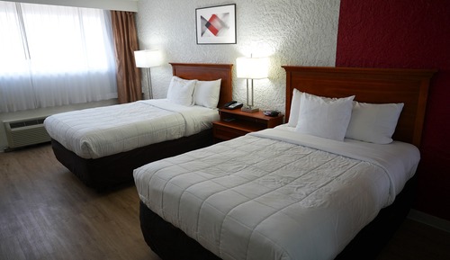 Habitación, 2 camas dobles, accesible para personas con discapacidad, no fumadores (Upgrade)