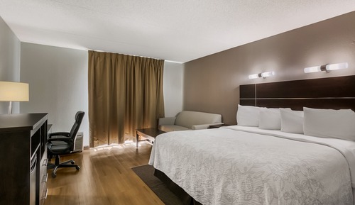 Suite estándar, 1 cama de matrimonio grande, bañera de hidromasaje (Kitchenette, Smoke Free)