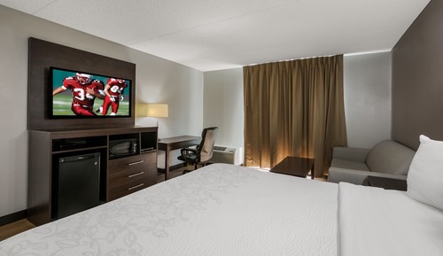 Suite estándar, 1 cama de matrimonio grande, balcón (Kitchenette, Smoke Free)