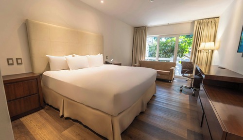 Habitación ejecutiva, 1 cama de matrimonio grande, balcón, vistas al jardín