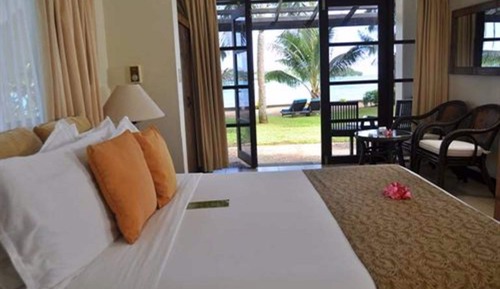 Habitación, vistas a la laguna