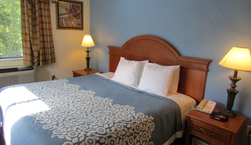 Habitación, 1 cama de matrimonio grande, no fumadores (First Floor)