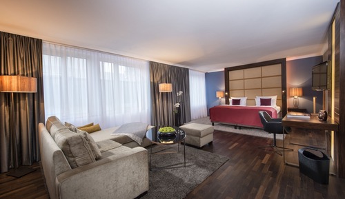 Suite junior (with free Club Lounge Access)