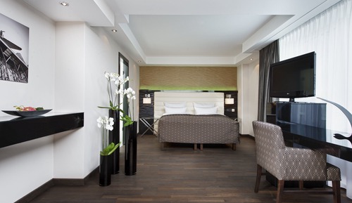 Suite sénior (with free Club Lounge Access)