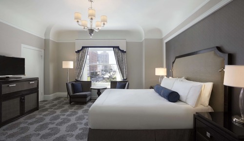 Fairmont, Habitación, 1 cama de matrimonio grande, notificación por teléfono o timbre