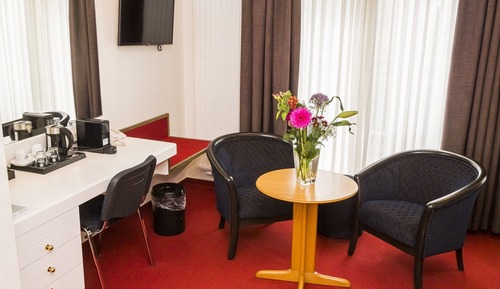 Habitación estándar, 2 camas individuales, accesible para personas con discapacidad, bañera