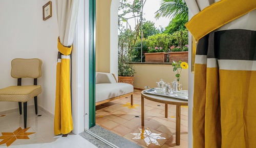Habitación clásica con 1 cama doble o 2 individuales, terraza