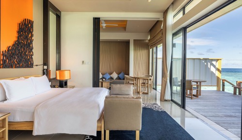 3 Nights Beach Villa+ 2 Nights InOcean Infinity Pool Villa with 1 Kid below 12 Eat & Stay Free