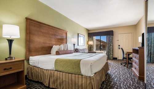 Habitación estándar, 1 cama de matrimonio grande, fumadores, frigorífico y microondas