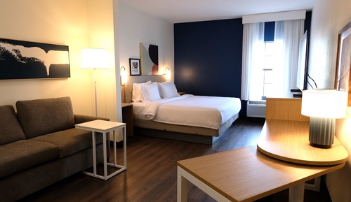Estudio, 1 cama de matrimonio grande