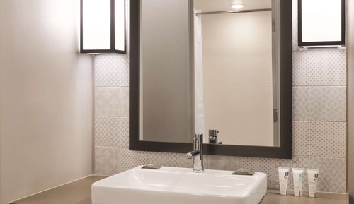Habitación, 1 cama de matrimonio grande, accesible para personas con discapacidad, no fumadores