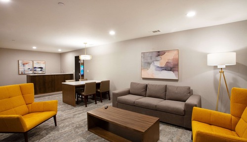 Suite, varias camas, no fumadores, bañera de hidromasaje (Living Room;with Sofabed)