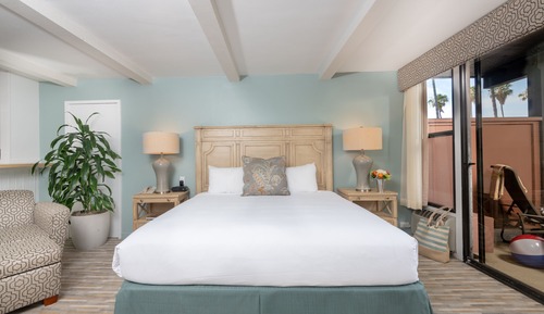 Habitación Deluxe, 1 cama de matrimonio grande, vistas al mar (Beachfront View One King Bed)