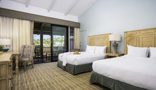 Habitación superior, 2 camas de matrimonio (Coastline View Two Queen Beds)
