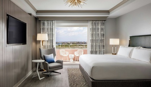Premium Suite, 1 Bedroom, 1 King Bed, High Floor, Bay View, (Tower)