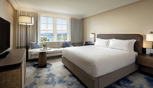 Deluxe Room, 1 King Bed, Balcony, Resort View (Tower) (Mobility Accessible, Roll-in Shower)