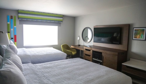 Habitación, 2 camas de matrimonio, vistas a la ciudad