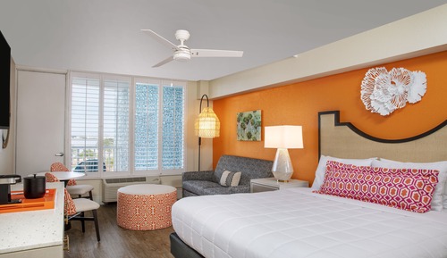 Habitación, 1 cama de matrimonio grande (Boca Ciega Bay view)