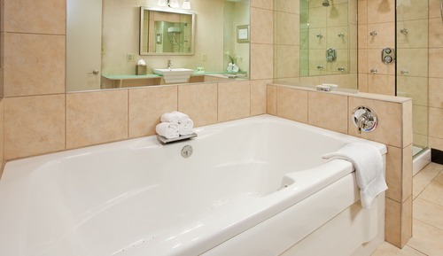 Habitación estándar, 1 cama de matrimonio grande, bañera de hidromasaje