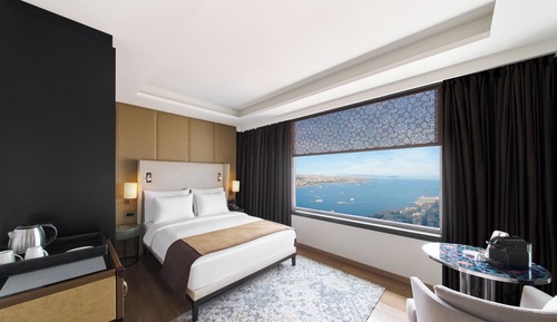 Corner Bosphorus View