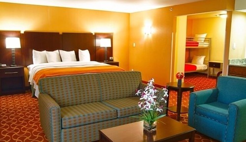 Suite familiar, varias camas, no fumadores