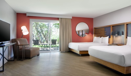 2 Queen Pet Friendly Guest Room with Patio