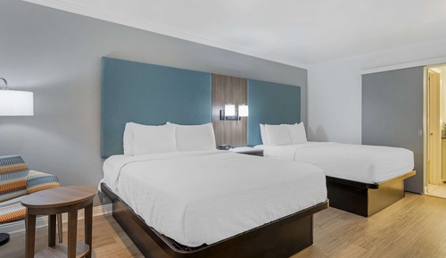 Habitación estándar, 2 camas de matrimonio, no fumadores, frigorífico y microondas