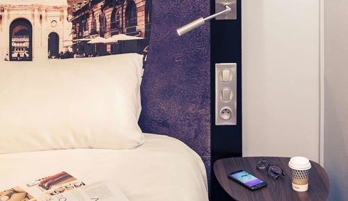 Privilege, Habitación, 1 cama de matrimonio grande con sofá cama