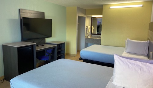 Habitación estándar doble, 2 camas dobles, no fumadores