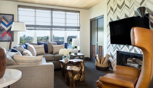 Suite (Mount Hood)