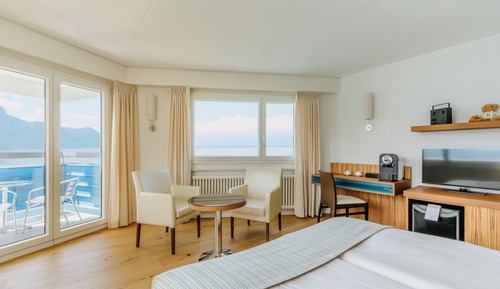 Habitación panorámica, balcón, vistas al lago