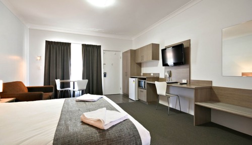 Habitación ejecutiva, varias camas (1 Queen and 1 Single Bed)