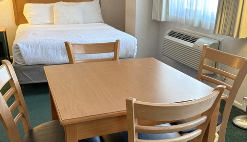 Suite, no fumadores, frigorífico y microondas