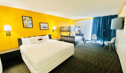 Habitación familiar, varias camas