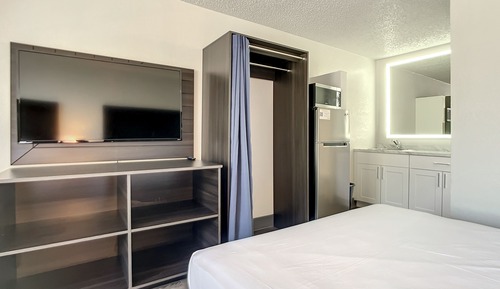 Habitación básica, 1 cama de matrimonio grande, no fumadores