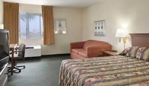 Habitación, 1 cama doble (Mobility, Bathtub W/ Grab Bars)