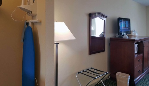 Habitación estándar, 1 cama de matrimonio grande, no fumadores (Pet Friendly)