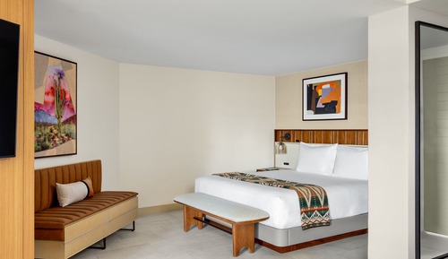 Suite (Palm)
