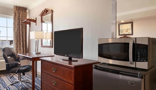 Suite estudio, 2 camas de matrimonio, no fumadores