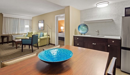 Suite, 1 cama de matrimonio grande, no fumadores (Separate Living Room;with Sofabed)