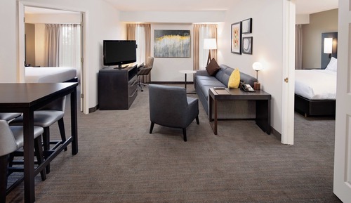 Suite, 2 habitaciones (Mobility Accessible, Roll-In Shower)