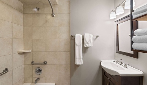 Suite, 2 camas dobles, no fumadores (First or Second Floor)
