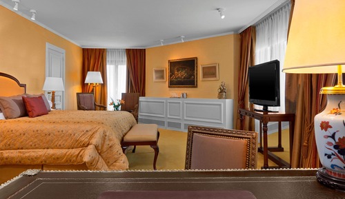 Habitación Club, 1 cama de matrimonio grande (San Martin)
