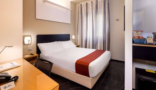 Habitación estándar, 1 cama de matrimonio, no fumadores (Small Room)