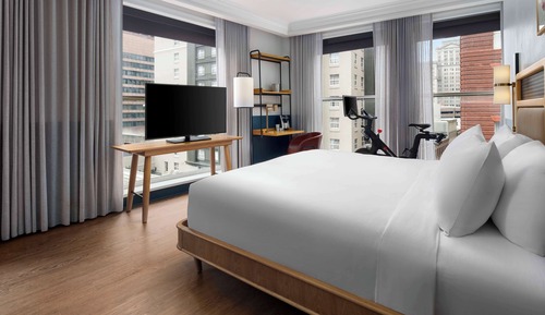 Estudio, 1 cama de matrimonio grande, vistas a la ciudad